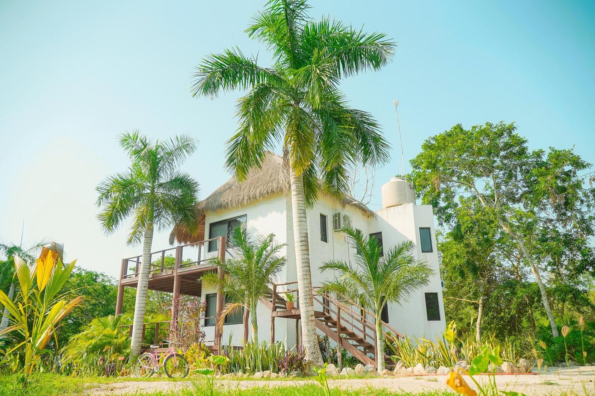 Royal Palm Bacalar Cabanas & Lagoon Club Esterno foto